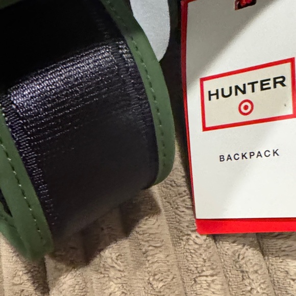 Hunter Olive Green Men's Backpack - Picture 4 of 5